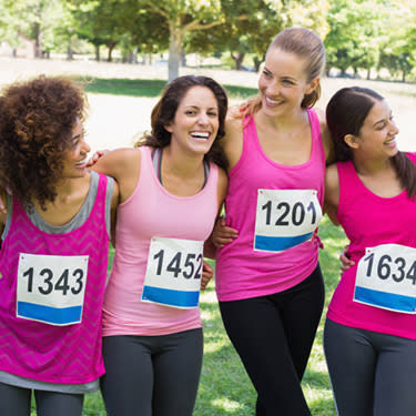 Women-participating-in-breast-cancer-marathon_web