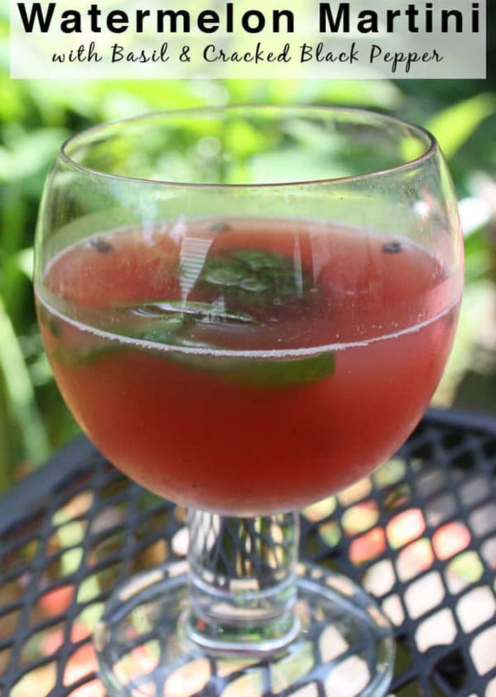 15 Healthier Summer Cocktails That Actually Taste Great