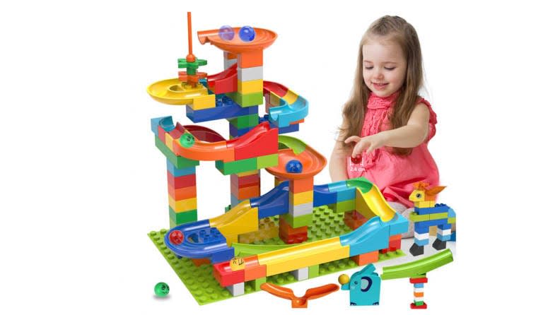 Credit:                      Couomoxa                                             This marble run is compatible with Duplos.