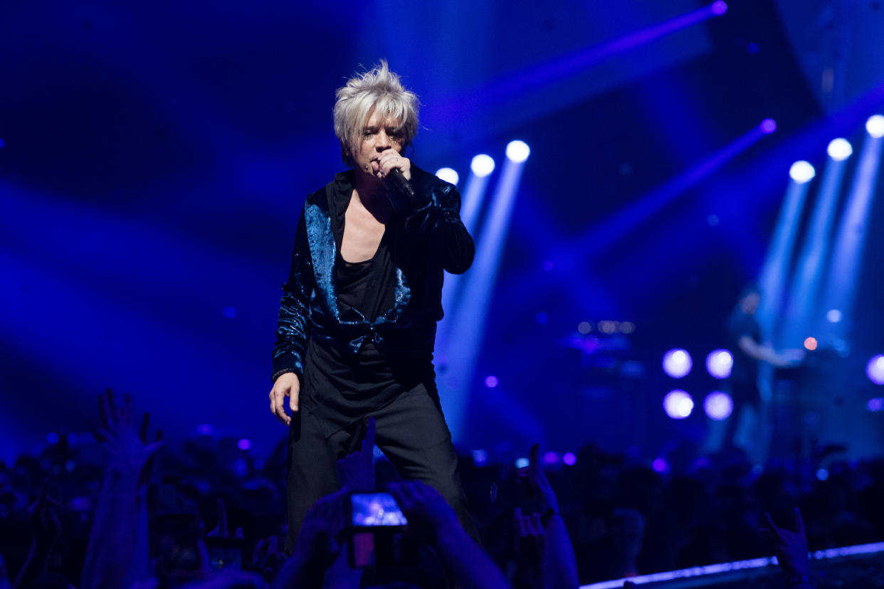 PARIS, FRANCE - FEBRUARY 16:  Nicola Sirkis from Indochine performs at Hotel Accor Arena Bercy on February 16, 2018 in Paris, France.  (Photo by David Wolff - Patrick/Redferns)