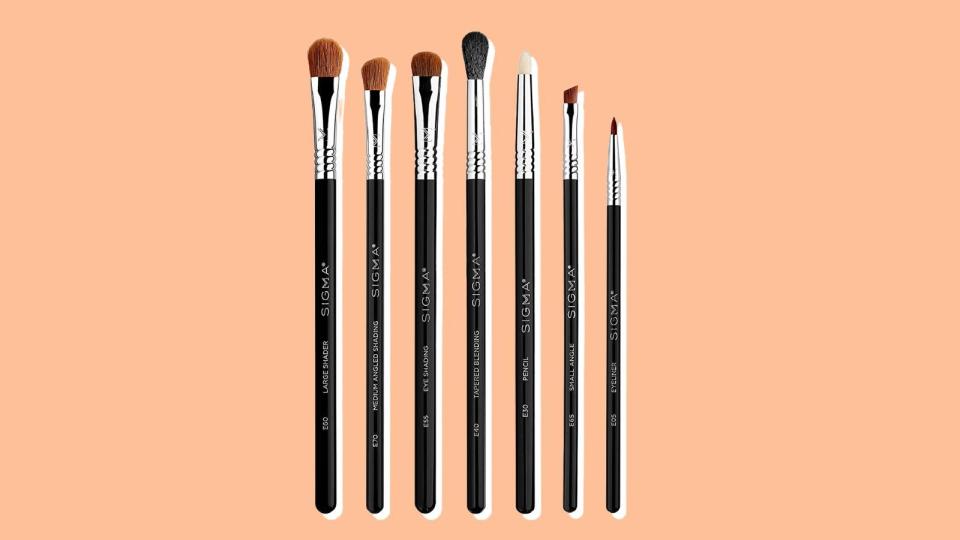 Create an expert eye look with this set from Sigma Beauty.