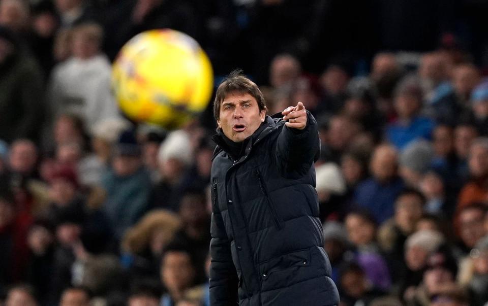 Antonio Conte looks on at the Etihad Stadium (EPA)