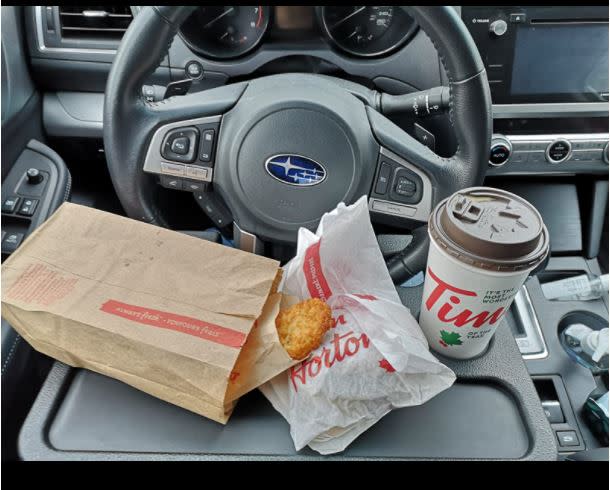 Car tray with food on it [Photo via Amazon]