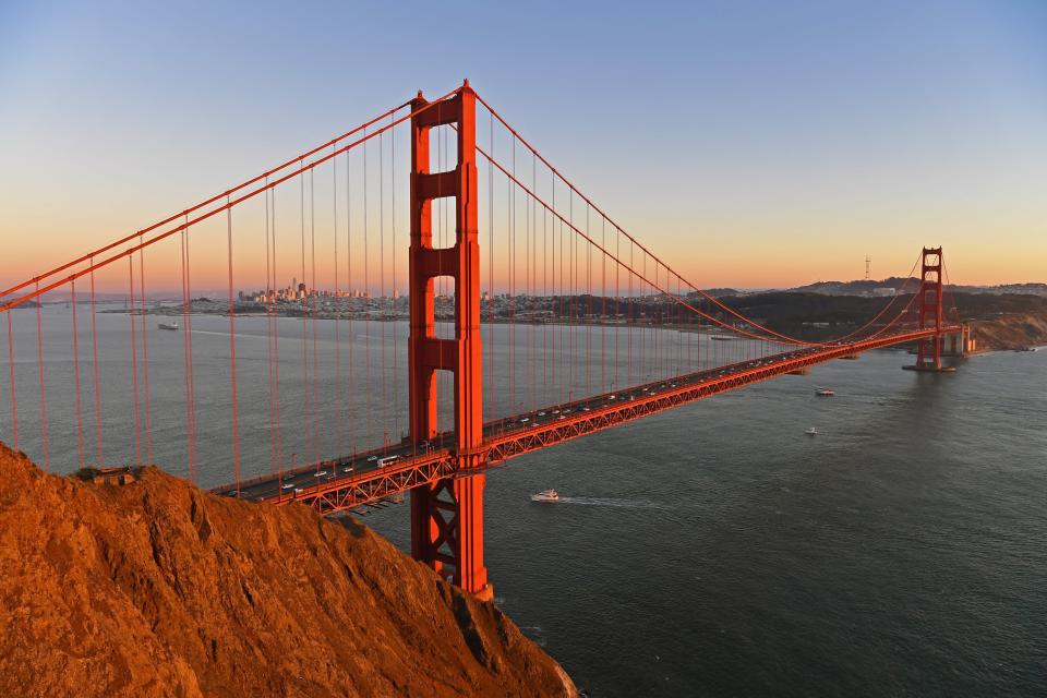 The Golden Gate Bridge appears in the opening credits of Full House.