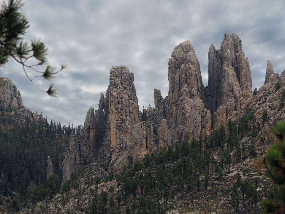 South Dakota: Cathedral Spires Trail