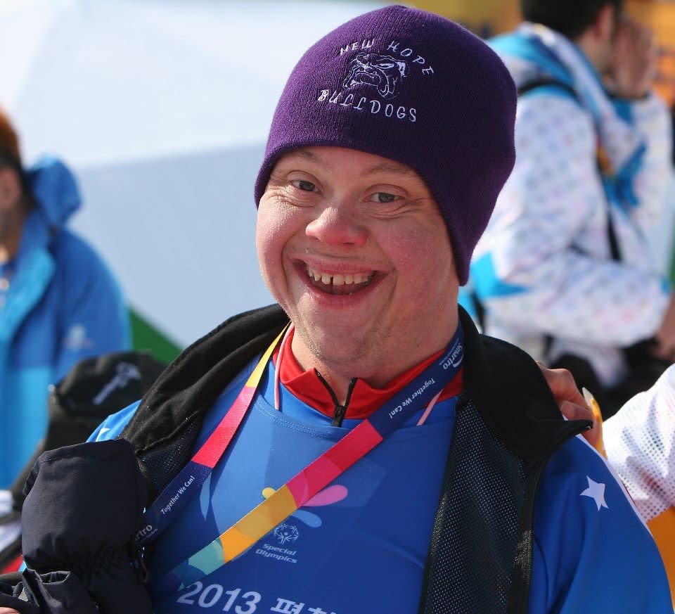 <a href="http://www.specialolympicsteamusa.org/2013/athlete?id=47">Scott Ball</a>, 36, a snowshoeing athlete from Pittsburg Kan., was named the 2010 KOAM TV Athlete of the year, received the Pittsburg Mayor's Citizen Award, the 2011 Kansas Community Service Award and was named the New Hope Employee of the year in 2011. His healthy lifestyle helped him lose 240 punds over a three-year period. 