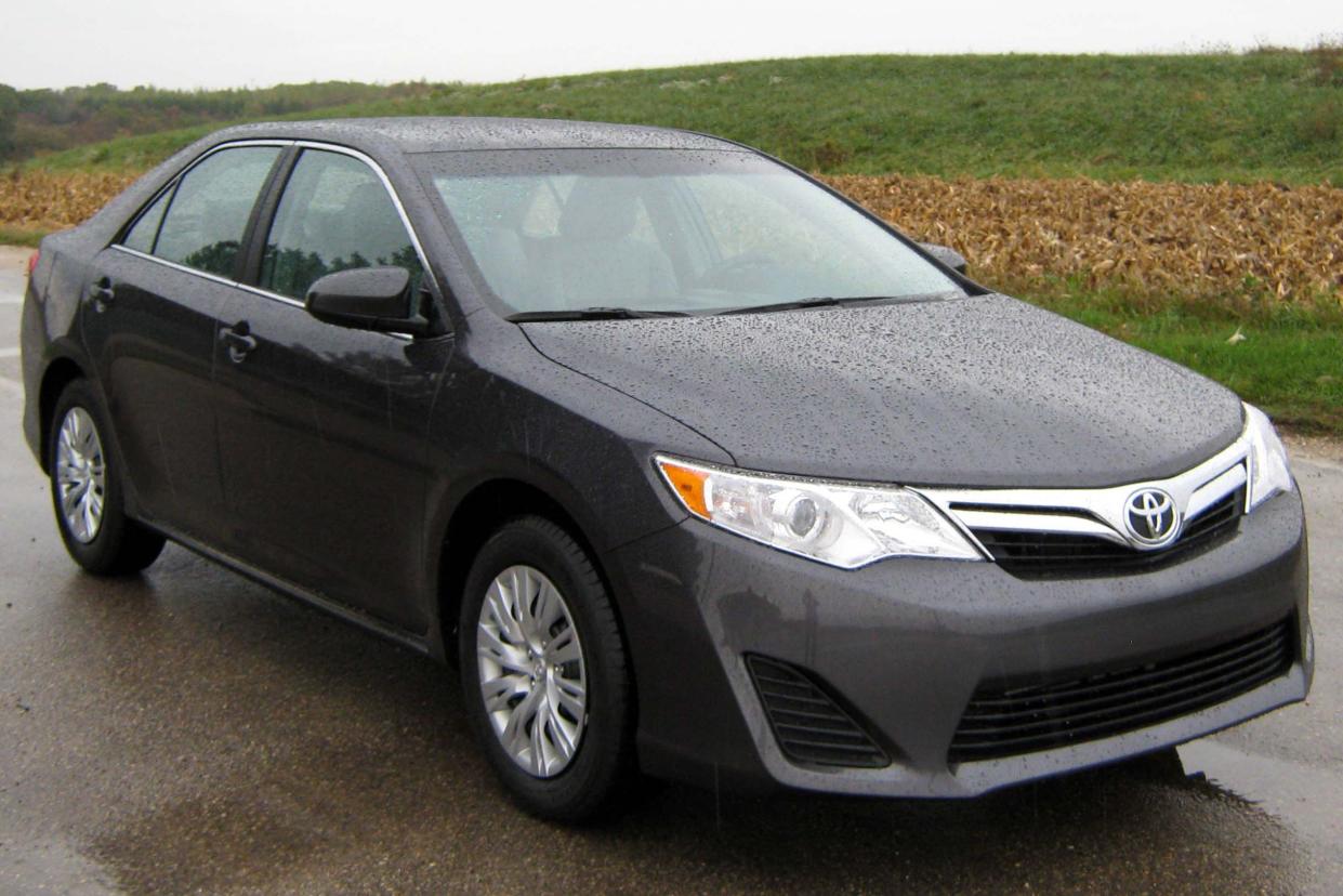 2012: TOYOTA CAMRY