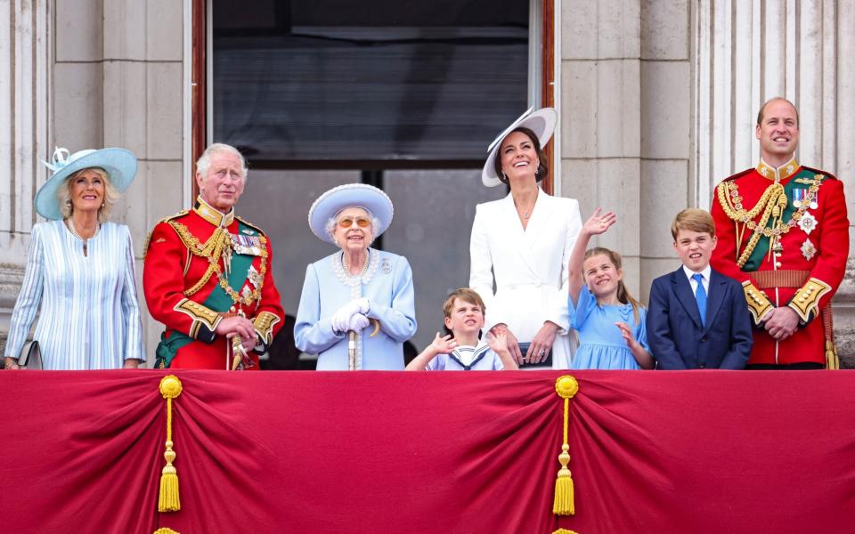 The late Queen with the King, the Quee, the Prince and Princess of Wales and their children for the Platinum Jubilee - Chris Jackson