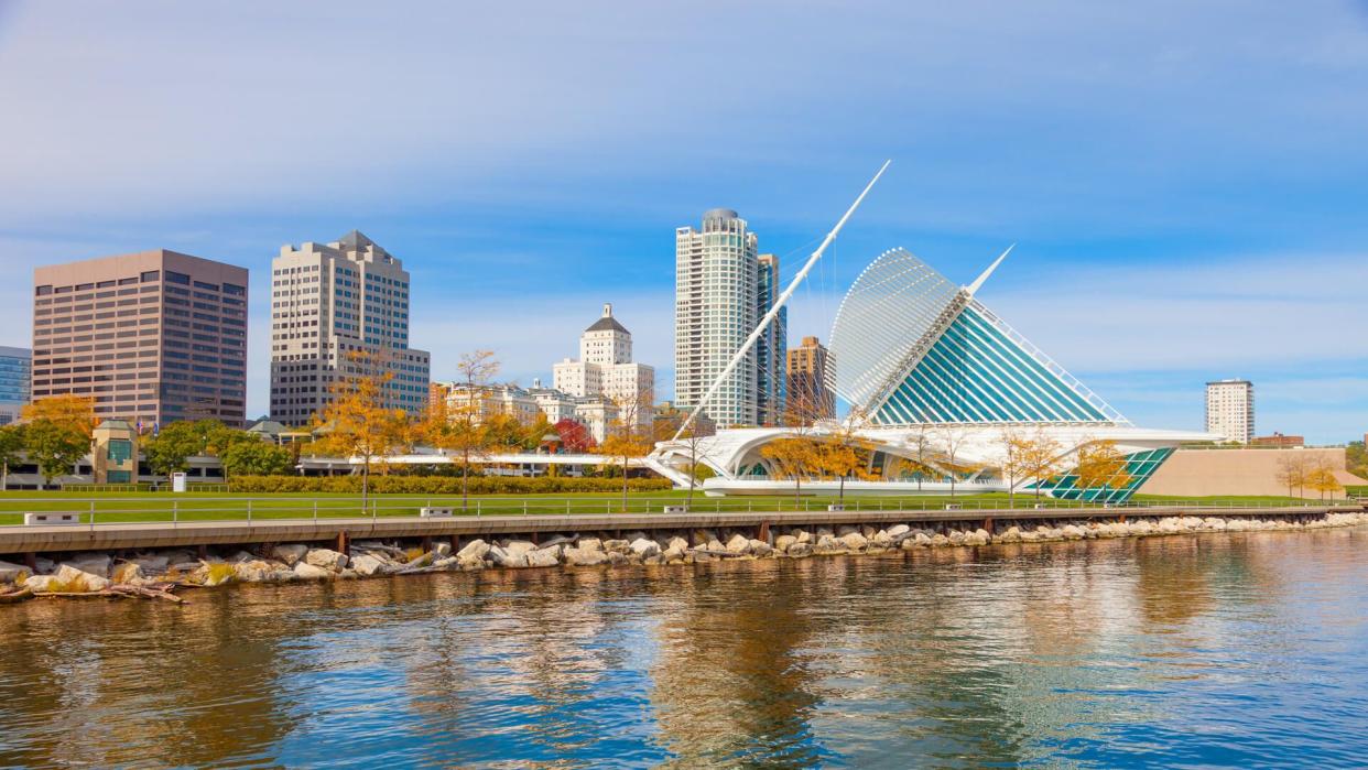 Milwaukee Skyline on the shoreline of Lake Michigan, Wisconsin.