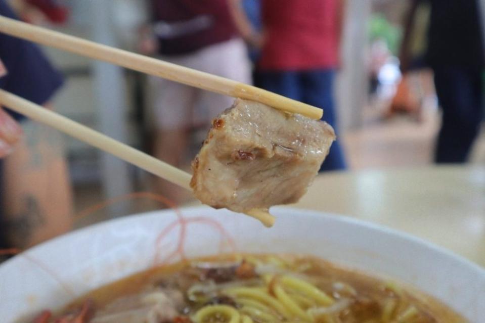 fei zai - pork rib closeup