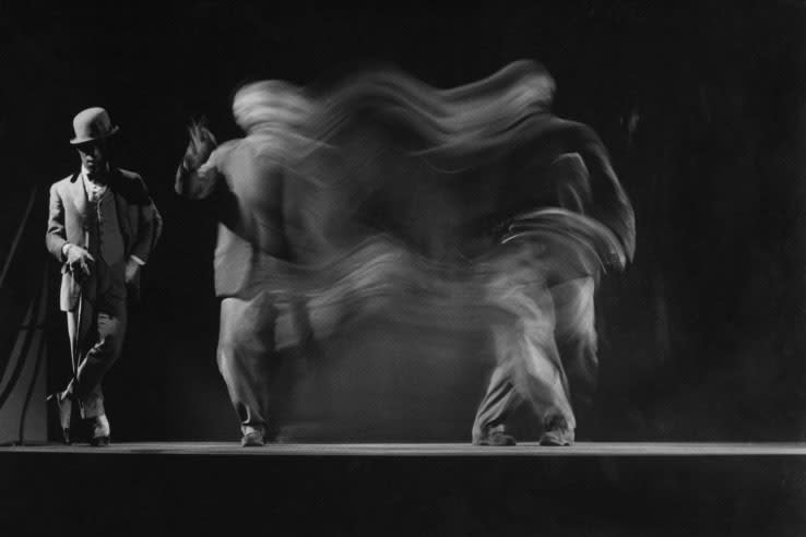 LIFE's Stroboscopic Portraits by Gjon Mili