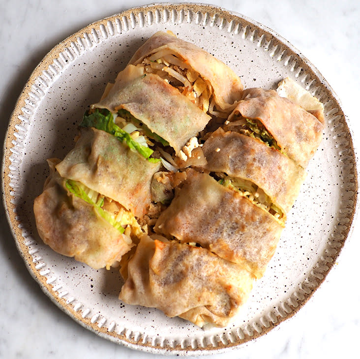 If you do a takeaway, you can get 'popiah' to accompany your meal.