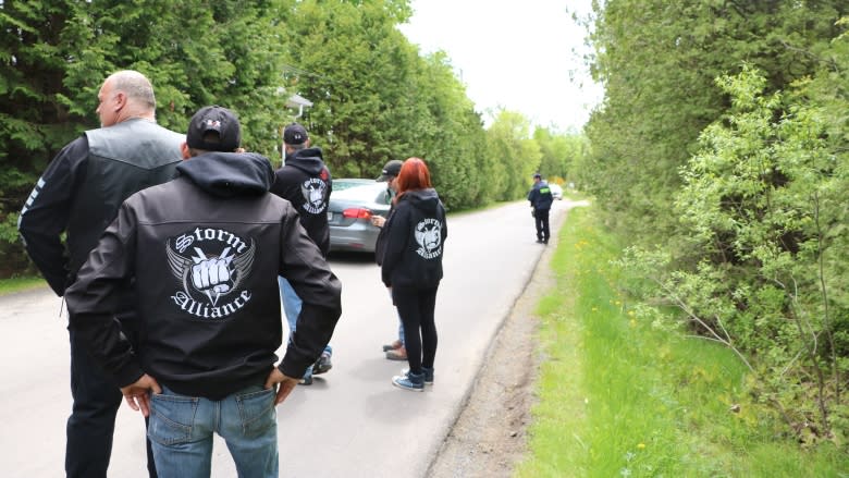 'Ultranationalists' monitor Roxham Road, where asylum seekers cross into Canada