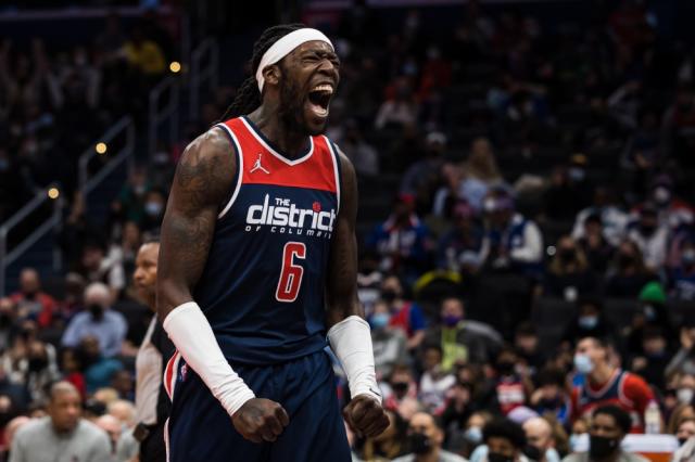 Detroit Pistons go for rare season sweep vs. Charlotte Hornets: Injury  report, lineups - Yahoo Sports