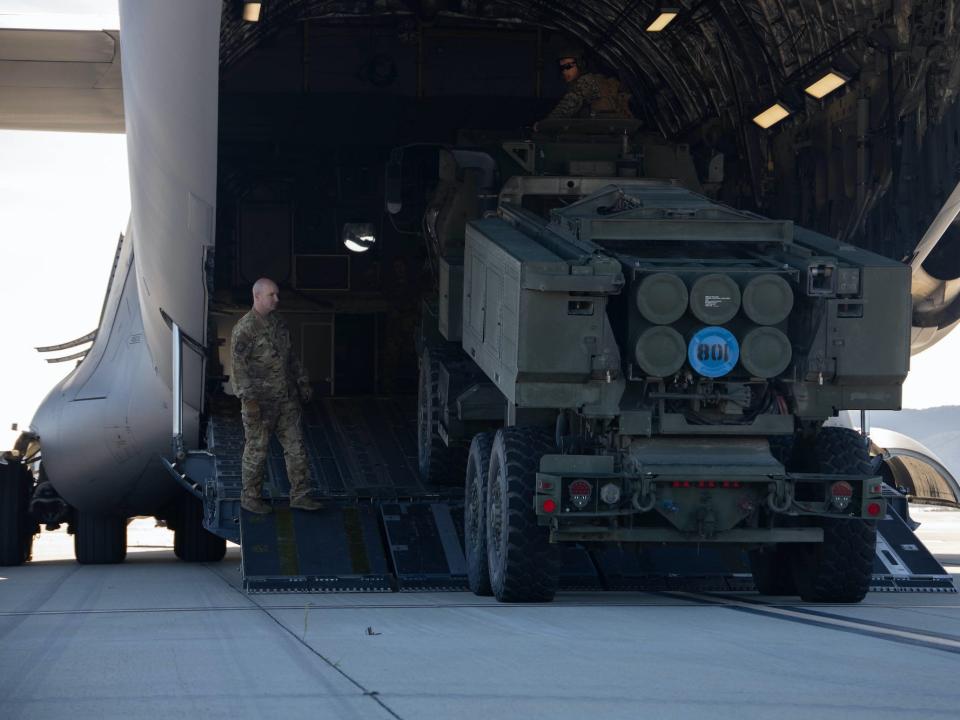A high mobility artillery rocket system is offloaded from a C-17 Globemaster III, Jan. 27, 2022, at Marine Corps Air Station Camp Pendleton, Calif. Four similar HIMARS were recently sent to Ukraine a