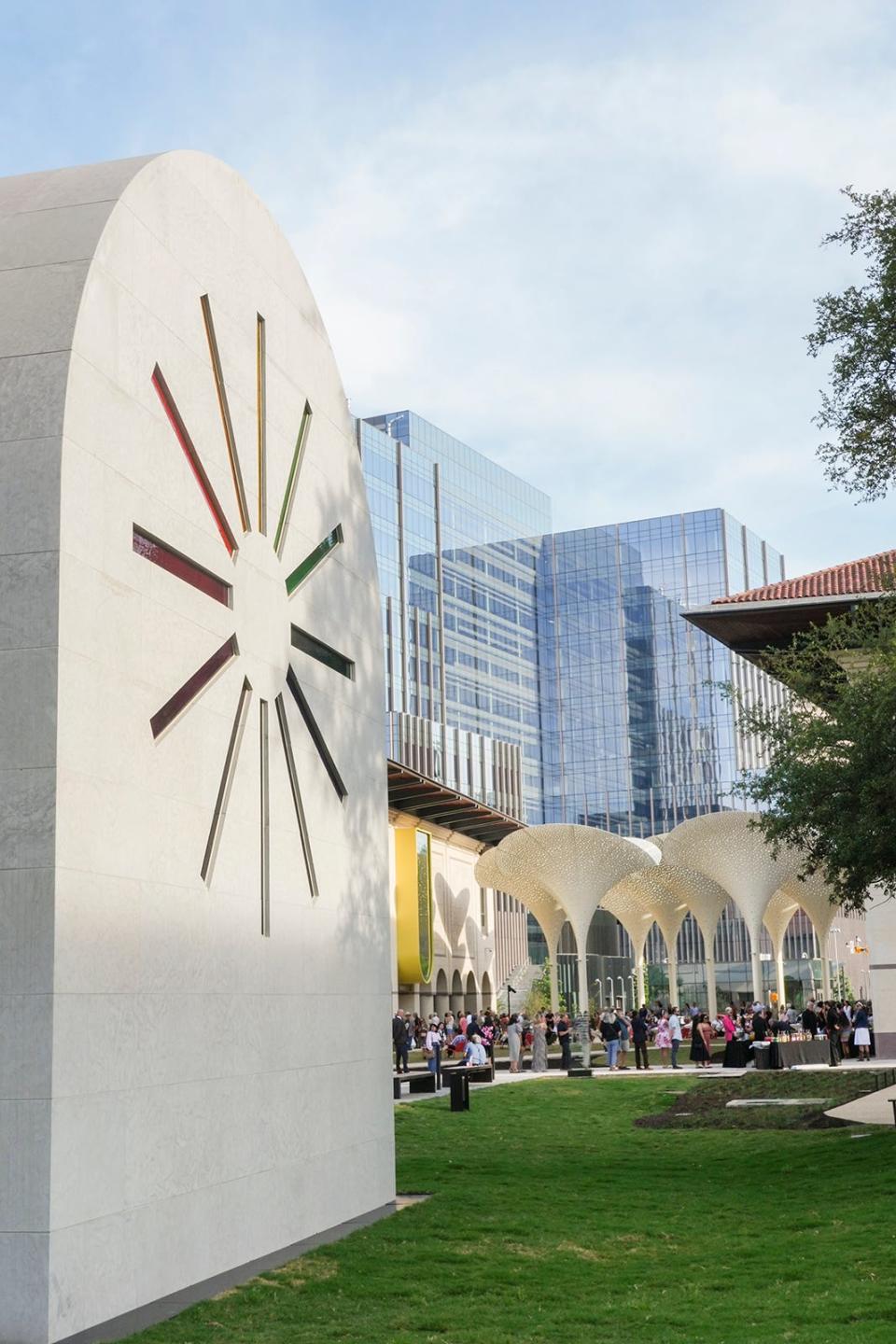 Visitors can now walk all the way around Ellsworth Kelly's "Austin."
