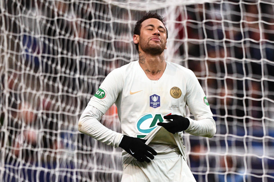 28 avril : La gifle de Neymar