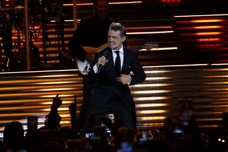 Luis Miguel se presentó el 3, 4 y 6 de agosto en el Movistar Arena y aún le quedan siete fechas que ya están sold out: 8, 9, 12, 15, 16, 17 y 18 de este mes.