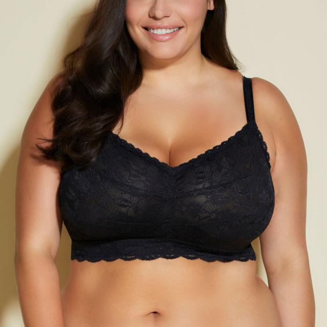 Enhance your curves with the Cacique Smooth Boost Plunge Bra