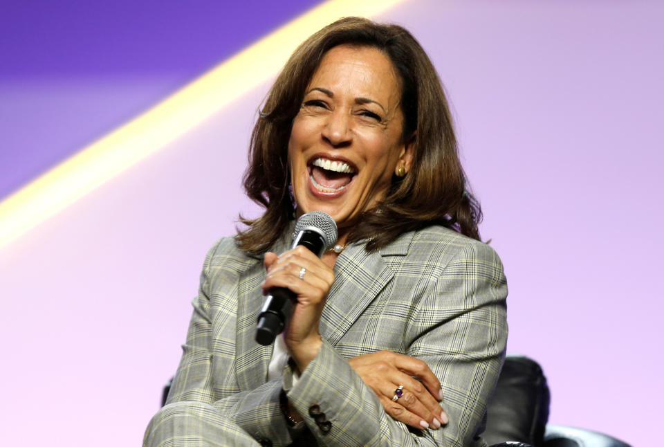 Sie wird Vizepräsidentschaftskandidatin der Demokraten in den USA: Kamala Harris (Bild: REUTERS/Rebecca Cook)