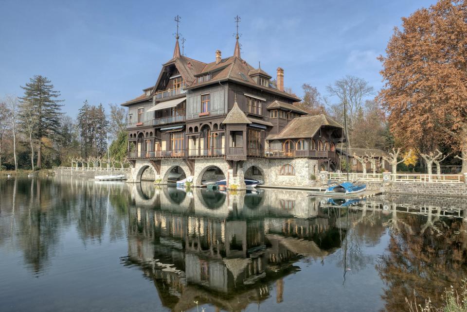 <p>A lake-side mansion built by the man behind the Eiffel Tower for a wealthy fashion designer was offered for £35 million at auction. Chateau de Promenthoux, on the north shore of Lake Geneva, was the work of Stephen Sauvestre, a key architect of the Paris landmark. (Concierge Auctions/SWNS) </p>