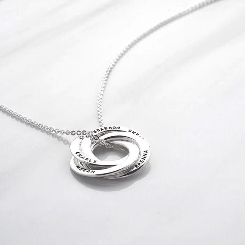 3) CentimeGift Grandma Necklace