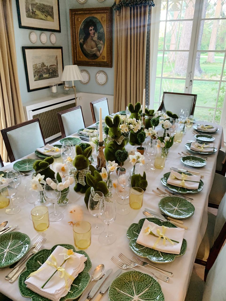 Grass green bunnies, daffodils and Bordhallo Pinhiero cabbage plates line the table on Friday evening. We ate seared tuna, whole turbot and honeycomb parfait.