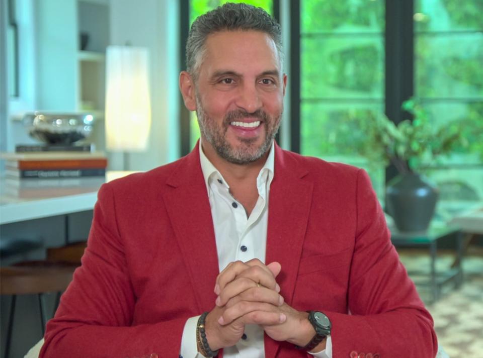 Mauricio Umansky, Buying Beverly Hills