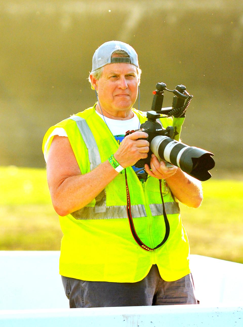 Mike Ruefer, highly regarded photojournalist of dirt late model racing, spoke with Speed Week recently.