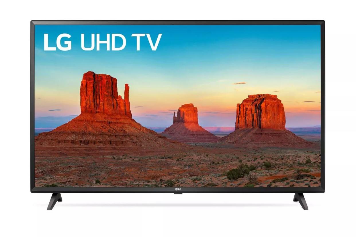 LG 43" 4K UHD HDR Smart TV (43UK6090PUA)