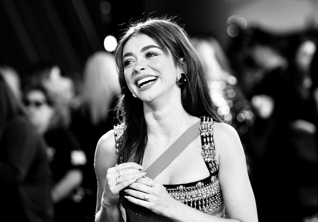 SANTA MONICA, CALIFORNIA - NOVEMBER 10: 2019 E! PEOPLE'S CHOICE AWARDS -- Pictured: (EDITORS NOTE: This image has been converted to black and white. Color version available.) Sarah Hyland arrives to the 2019 E! People's Choice Awards held at the Barker Hangar on November 10, 2019. -- NUP_188994  (Photo by Emma McIntyre/E! Entertainment/NBCU Photo Bank via Getty Images)