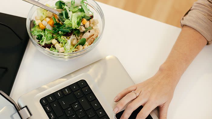 woman-computer-salad