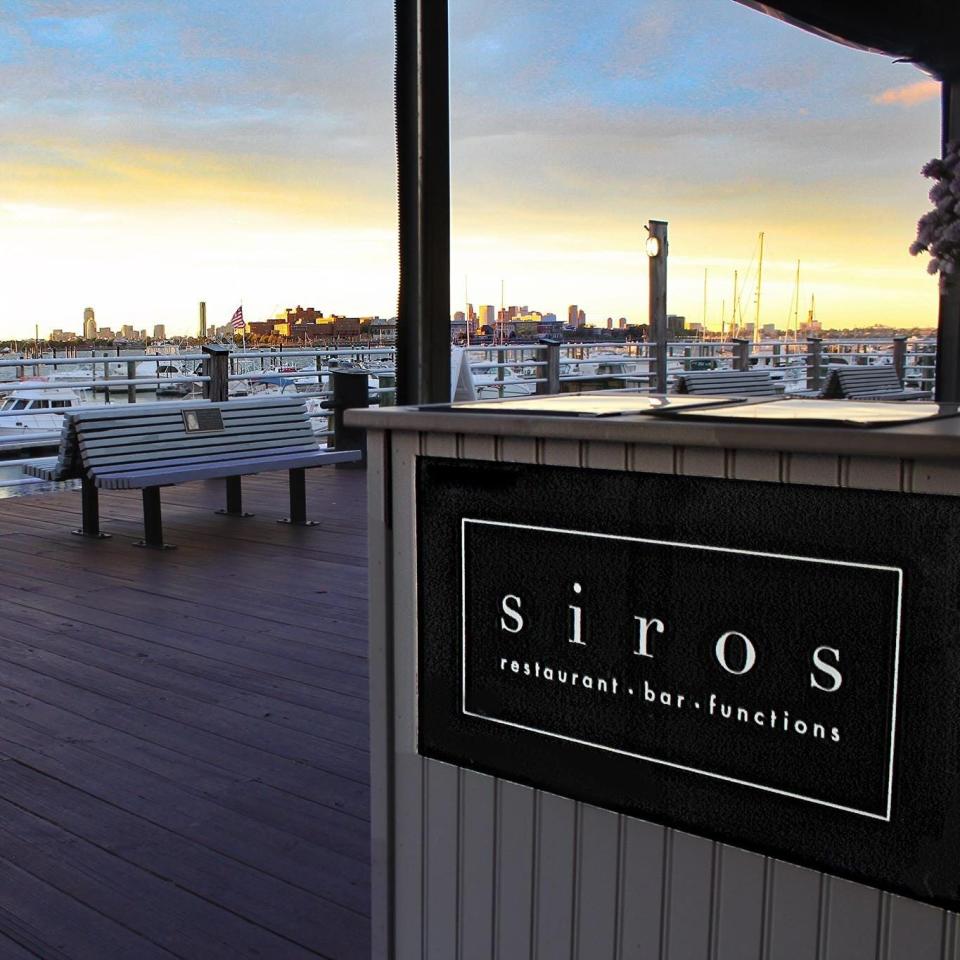 Siros opened in Marina Bay in 1993.