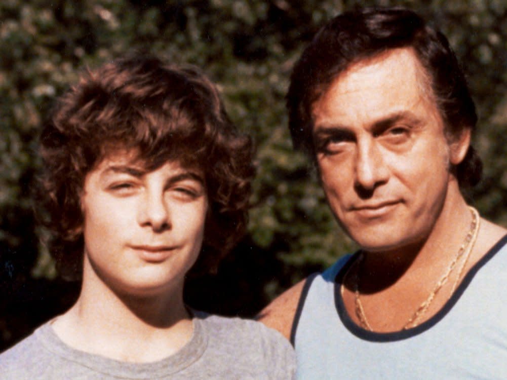 "Penthouse"-Gründer Bob Guccione mit seinem Sohn Nick. (Bild: Crime + Investigation / A+E Networks)