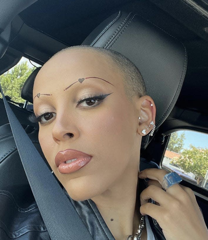 Doja Cat shaved head