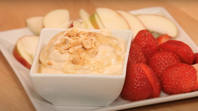 Greek yogurt peanut butter dip