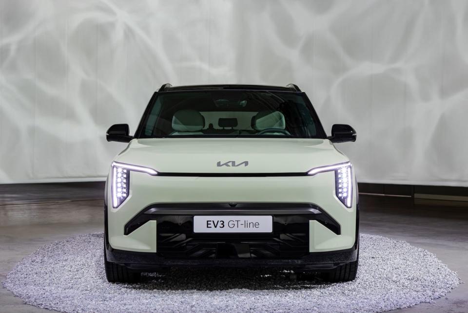 2026 kia ev3 gt line