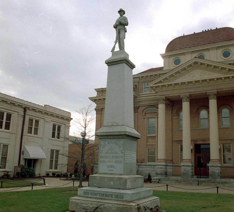 A Confederate marker, shown in this 1997 photo, stands in downtown Statesville. The Rev. Robert Wright “Rob” Lee IV, a Statesville resident and a descendant of the Confederacy’s commanding general, is among a group of residents and organizations calling on Iredell County to remove the statue of the Confederate soldier from government property.