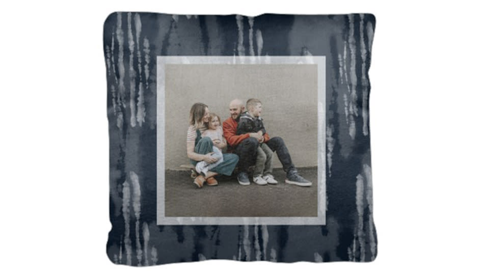 Customize this pillow with their favorite photo. (Photo: Shutterfly)