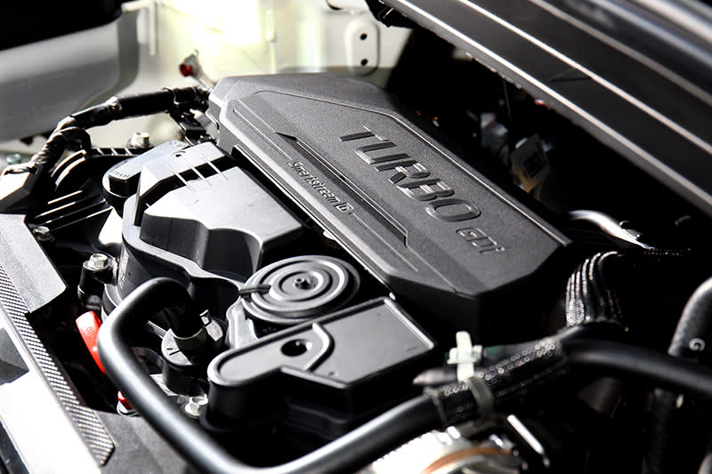 衝勁加速表現來自於搭載具有170hp/25.8kgm動力的1.5升渦輪引擎。