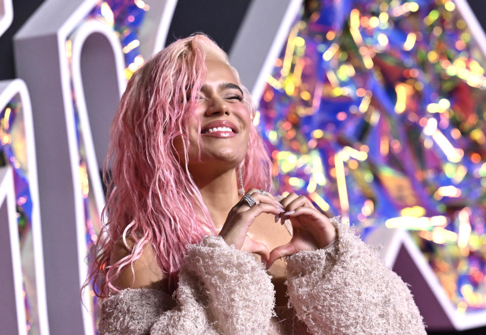 Karol G llega a los Premios MTV a los Videos Musicales el martes 12 de septiembre de 2023, en el Prudential Center en Newark, Nueva Jersey. (Foto Evan Agostini/Invision/AP)