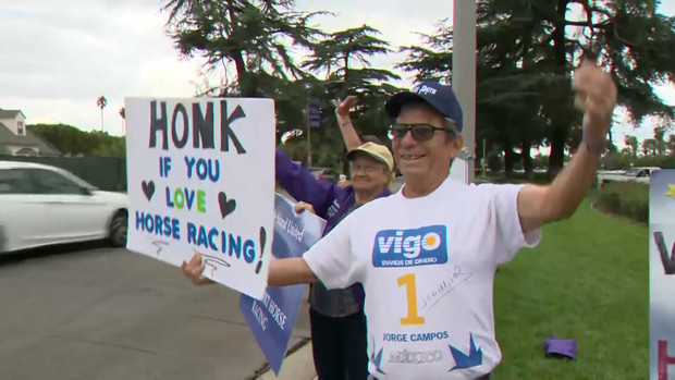 santa-anita-horse-racing-protests-02.png 