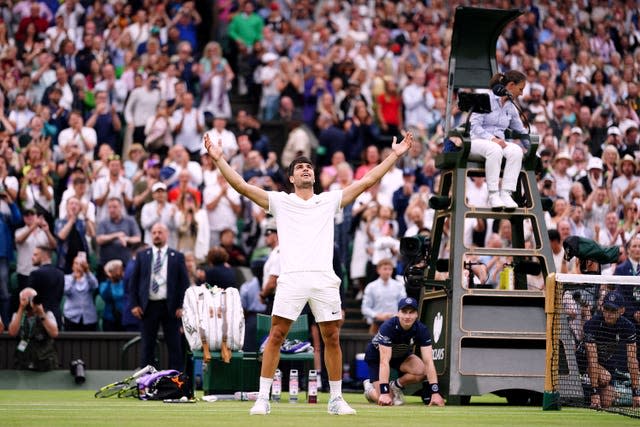 Carlos Alcaraz celebrates