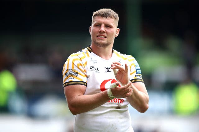 Wasps number eight Tom Willis applauds the fans