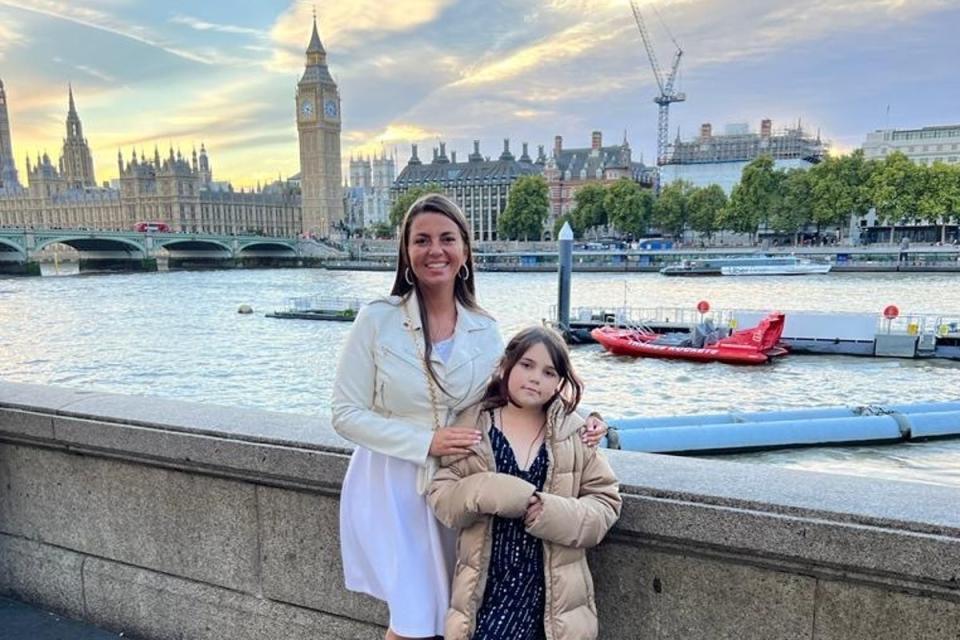 Ukrainian refugee Viktoriia Shchielko with her daughter, Gold, aged 9 (Viktoriia Shchielko)