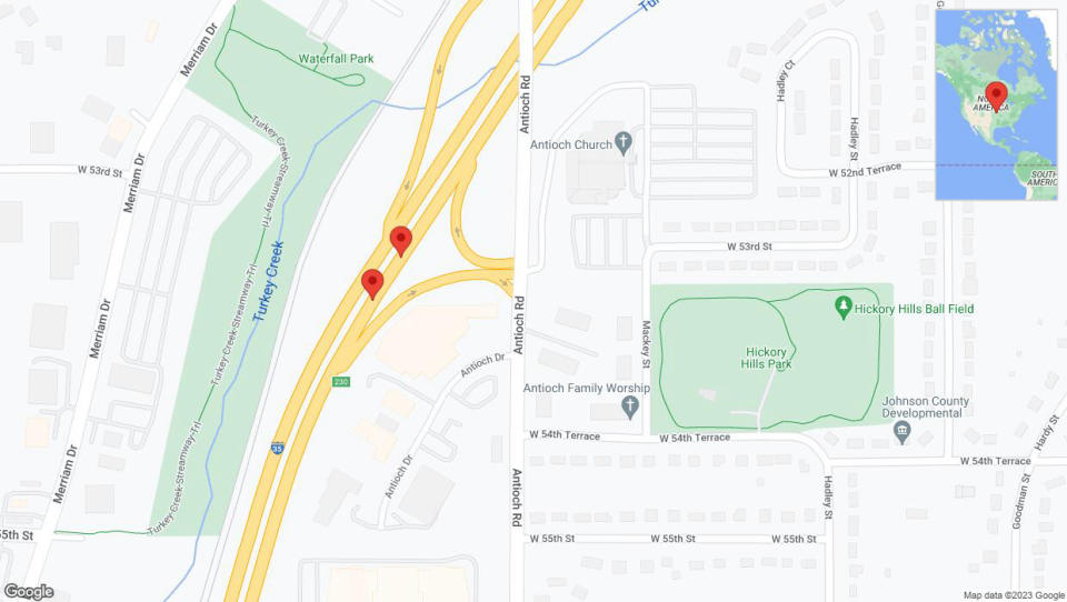 A detailed map that shows the affected road due to 'Reports of a crash on northbound I-35' on December 15th at 6:21 p.m.