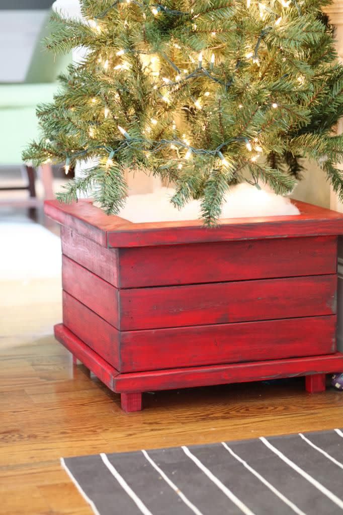 16) Make a Festive Planter