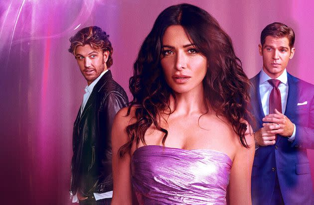 Sexlifes Sarah Shahi Weighs In On Divisive Ending To Netflixs