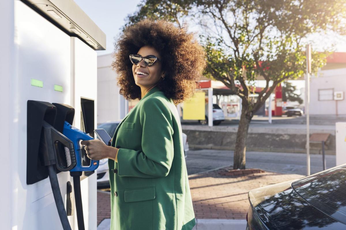 Gasoline prices could dip below  a gallon before the election, boosting Democrats