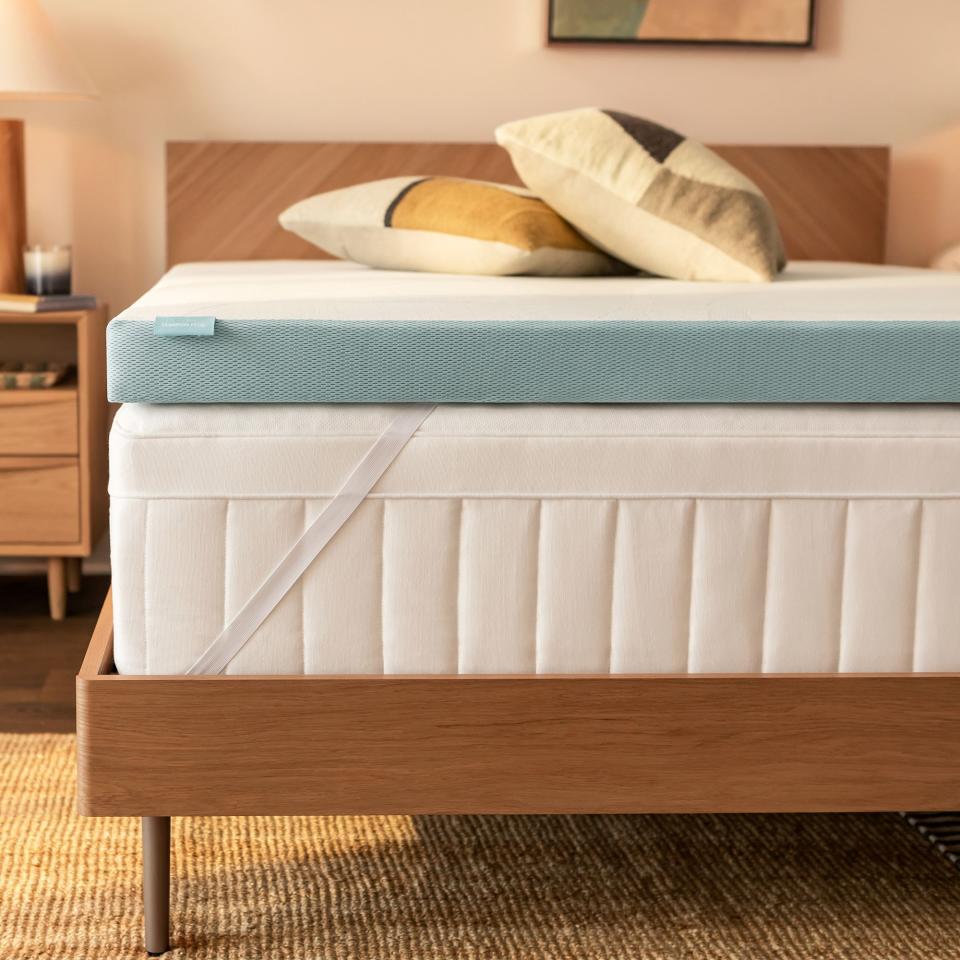 <p><a href="https://go.redirectingat.com?id=74968X1596630&url=https%3A%2F%2Fwww.pbteen.com%2Fproducts%2Ftempurpedic-cooling-topper%2F&sref=https%3A%2F%2Fwww.housebeautiful.com%2Fshopping%2Fg44693102%2Fbest-cooling-mattress-toppers%2F" rel="nofollow noopener" target="_blank" data-ylk="slk:Shop Now;elm:context_link;itc:0;sec:content-canvas" class="link ">Shop Now</a></p><p>TEMPUR-Adapt® + Cooling Topper</p><p>$519.00</p><p>pbteen.com</p><span class="copyright">PBTeen</span>